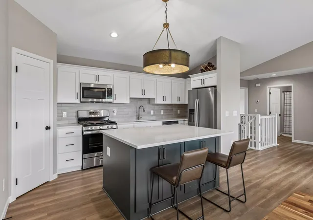 4th image of 1740 Spruce St, Farmington, MN 55024 | MLS# 7117228