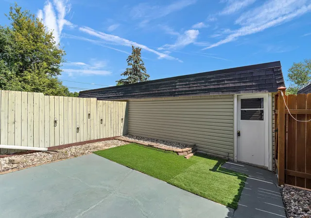 Photo 3 of Single family home for sale at 3838 Craig Way, Inver Grove Heights, MN 55076 | MLS# 7117237 | Listing updated on 2026-08-27