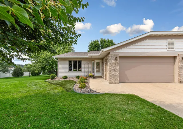 1st image of 170 Autumn Pl Ne, Owatonna, MN 55060 | MLS# 7117239