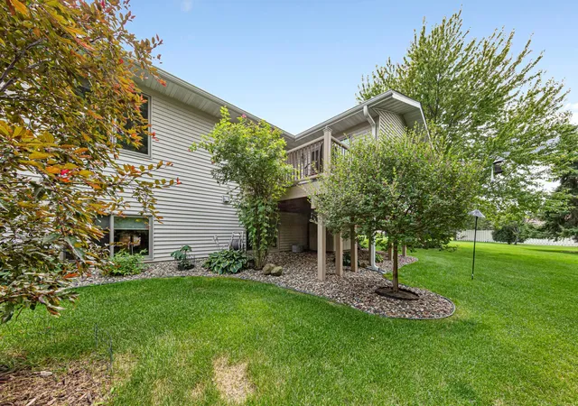 36th image of 170 Autumn Pl Ne, Owatonna, MN 55060 | MLS# 7117239