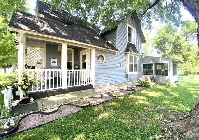 Photo 3 of Single family home for sale at 640 11th Street, Windom, MN 56101 | MLS# 7117333 | Listing updated on 2026-09-20