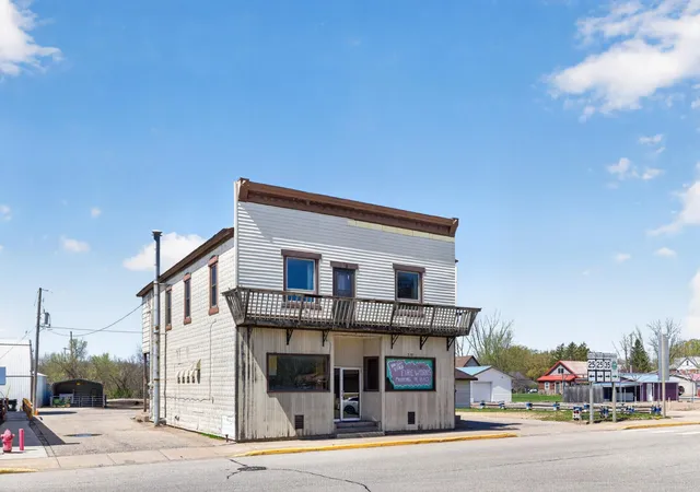 Photo 1 of Single family home for sale at S101 S Main St, Nelson, WI 54756 | MLS# 7117348 | Listing updated on 2026-07-29