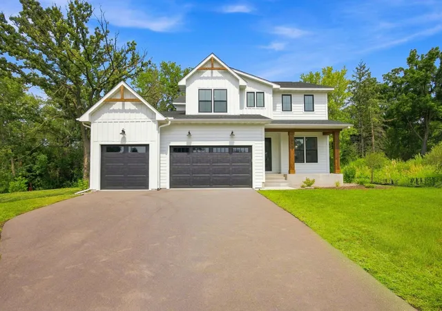 Photo 1 of Single family home for sale at 2415 Laurie Ct, Saint Paul, MN 55113 | MLS# 7117369 | Listing updated on 2026-10-17