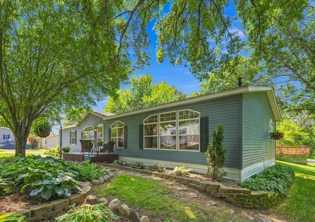Photo 1 of Sale Pending at 74 Riverside Ter, Watertown, MN 55388 | MLS# 7117381 | Listing updated on 2026-09-17