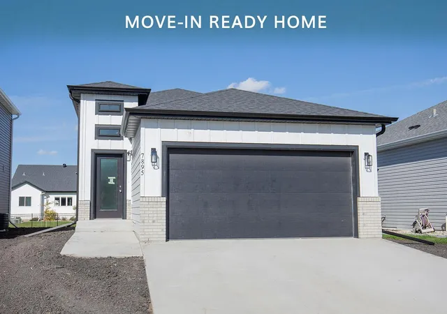 Photo 1 of Single family home for sale at 7895 Cottonwood Blvd, Horace, ND 58047 | MLS# 7117393 | Listing updated on 2026-10-26