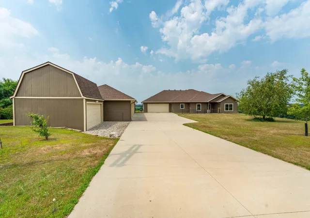Photo 1 of Single family home for sale at 20733 E Dane Prairie Rd, Fergus Falls, MN 56537 | MLS# 7117400 | Listing updated on 2026-07-30