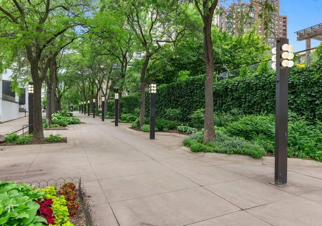 Photo 3 of Condo for sale at 1225 Lasalle Ave #1502, Minneapolis, MN 55403 | MLS# 7117407 | Listing updated on 2026-08-20