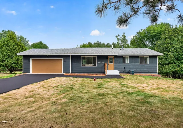 2nd image of 21135 Quinn St Nw, Cedar, MN 55011 | MLS# 7117415