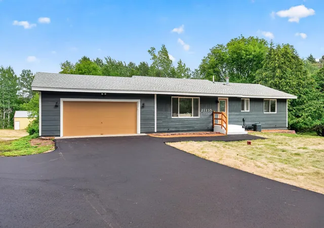 3rd image of 21135 Quinn St Nw, Cedar, MN 55011 | MLS# 7117415