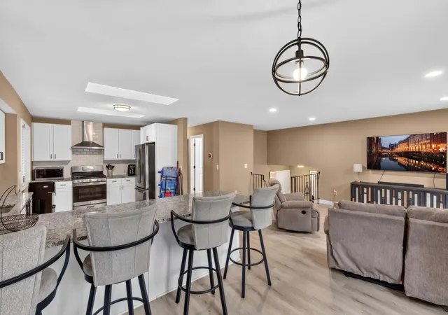 Photo 3 of Single family home for sale at 7810 Idaho Ln N, Minneapolis, MN 55445 | MLS# 7117418 | Listing updated on 2026-08-20