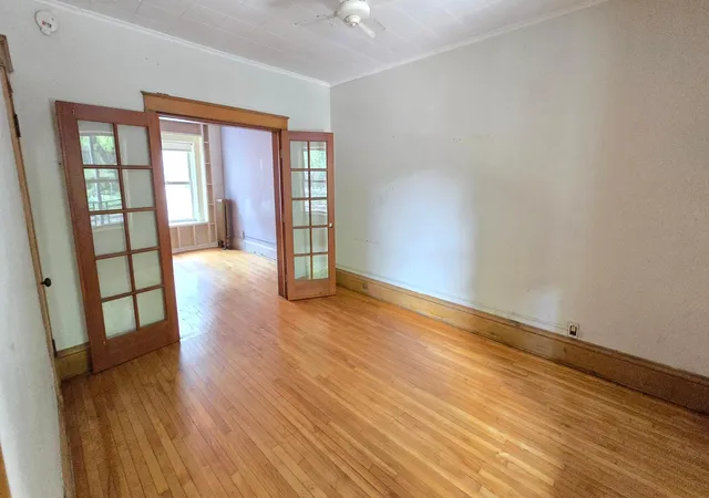 Photo 3 of Sale Pending at 1311 Yale Pl #18, Minneapolis, MN 55403 | MLS# 7117445 | Listing updated on 2026-09-03