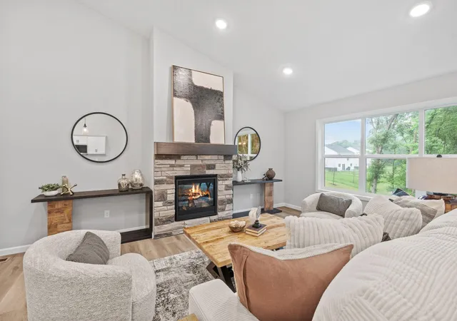 image of 1014 2nd St Nw, Delano, MN 55328 | MLS# 7117464