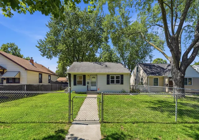Photo 3 of Sale Pending at 5732 41st Avenue S, Minneapolis, MN 55417 | MLS# 7117467 | Listing updated on 2026-09-04