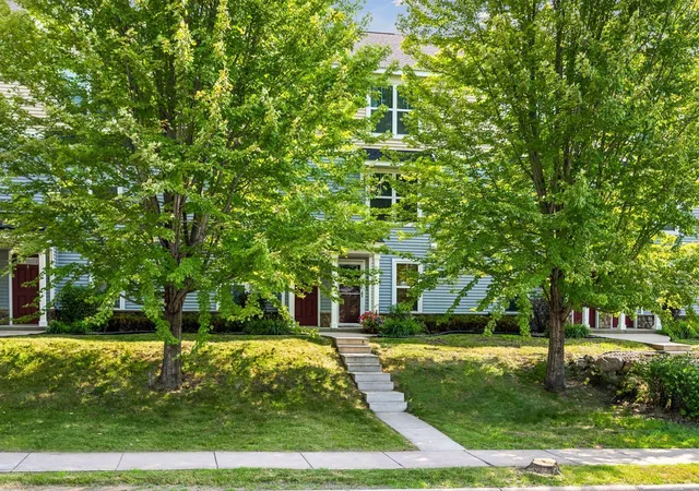28th image of 3117 Clover Ridge Dr, Chaska, MN 55318 | MLS# 7117469