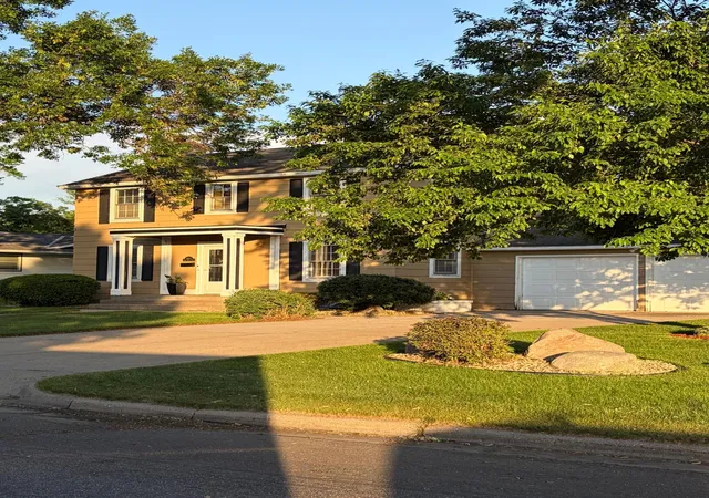 1st image of 1104 23rd Ave N, Saint Cloud, MN 56303 | MLS# 7117471