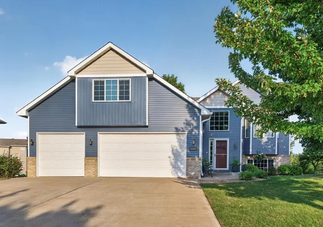1st image of 1233 Irvine Dr, Hanover, MN 55341 | MLS# 7117480