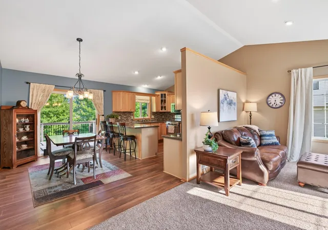 5th image of 1233 Irvine Dr, Hanover, MN 55341 | MLS# 7117480