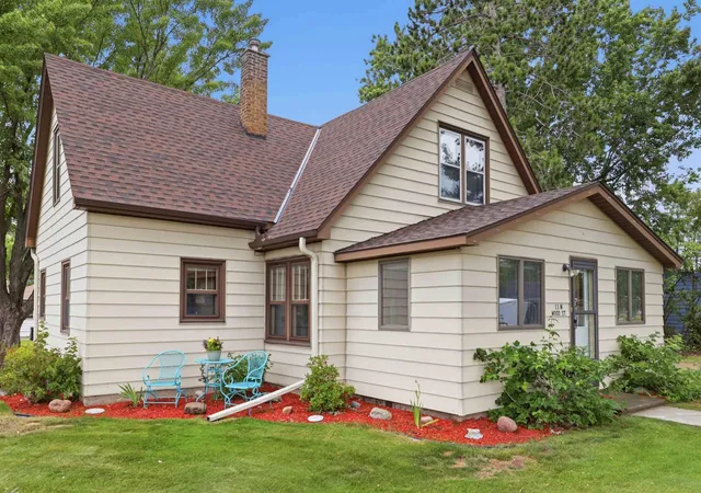 2nd image of 11 Wood St N, Mora, MN 55051 | MLS# 7117490