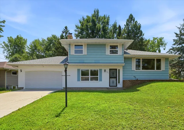 Photo 1 of Sale Pending at 1277 Imperial Ln, Saint Paul, MN 55112 | MLS# 7117492 | Listing updated on 2026-10-02