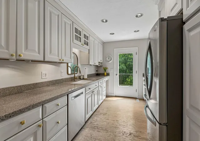 Photo 3 of Single family home for sale at 3225 W 54th Street, Edina, MN 55410 | MLS# 7117493 | Listing updated on 2026-07-29