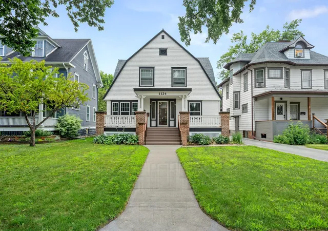 Photo 2 of Single family home for sale at 1124 5th Avenue S, Fargo, ND 58103 | MLS# 7117501 | Listing updated on 2026-08-18