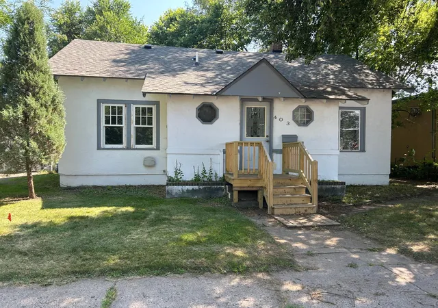 1st image of 403 S 3rd St, Princeton, MN 55371 | MLS# 7117502