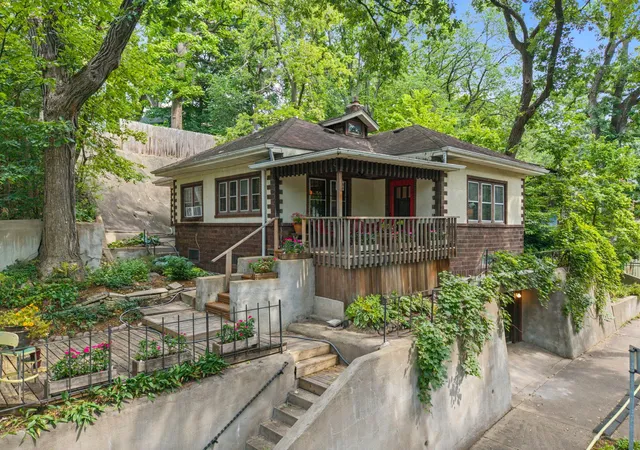 Photo 3 of Sale Pending at 159 Malcolm Ave Se, Minneapolis, MN 55414 | MLS# 7117509 | Listing updated on 2026-08-30