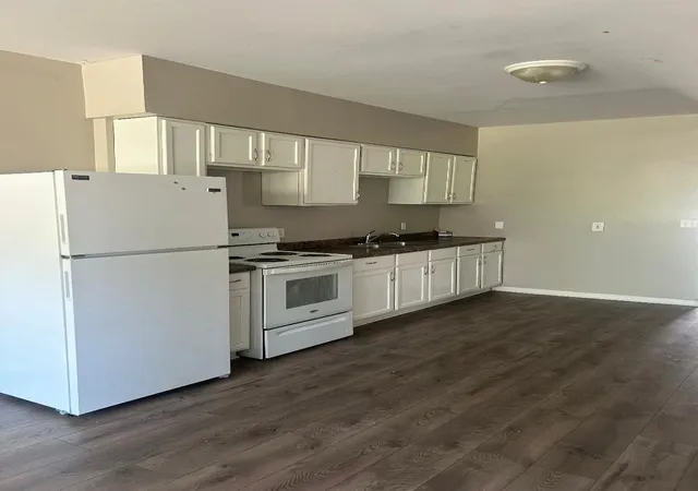 Photo 3 of Multi family home for sale at 1204 E 7th Street, Saint Paul, MN 55106 | MLS# 7117510 | Listing updated on 2026-08-28