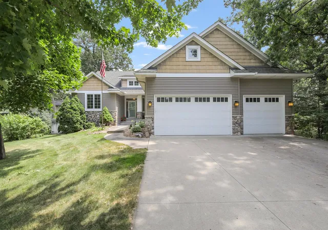 Photo 1 of Sale Pending at 8415 Groveland Rd, Saint Paul, MN 55112 | MLS# 7117513 | Listing updated on 2026-08-14