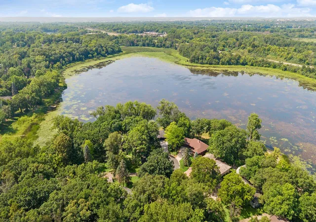 Photo 4 of Sale Pending at 8307 Oakmere Rd, Minneapolis, MN 55438 | MLS# 7117528 | Listing updated on 2026-08-15