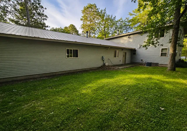 Photo 3 of Single family home for sale at 4902 Woodland Dr Nw, Hackensack, MN 56452 | MLS# 7117548 | Listing updated on 2026-08-27