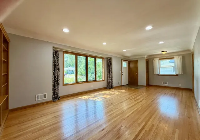 Photo 2 of Single family home for sale at 7121 15th Avenue S, Minneapolis, MN 55423 | MLS# 7117549 | Listing updated on 2026-07-29