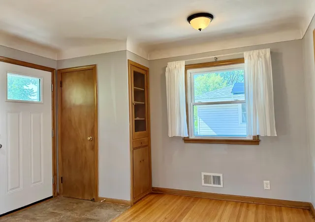 Photo 3 of Single family home for sale at 7121 15th Avenue S, Minneapolis, MN 55423 | MLS# 7117549 | Listing updated on 2026-07-29