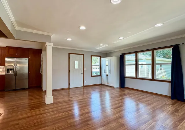 Photo 4 of Single family home for sale at 7121 15th Avenue S, Minneapolis, MN 55423 | MLS# 7117549 | Listing updated on 2026-07-29
