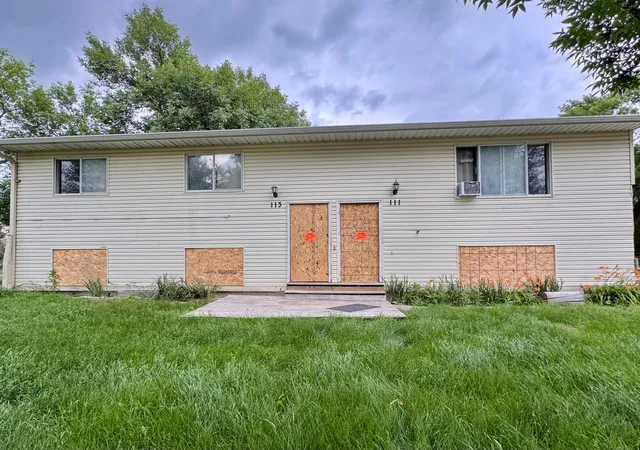 1st image of 111 113 32nd Ave N, Fargo, ND 58102 | MLS# 7117561