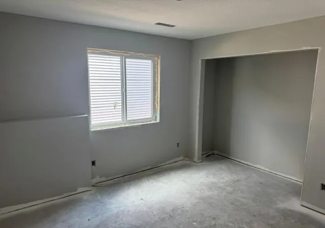 Photo 3 of Townhouse for sale at 810 Texas Ave NW, Hutchinson, MN 55350 | MLS# 7117593 | Listing updated on 2026-07-29