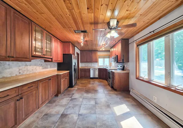 Photo 3 of Sale Pending at 326 11th Street N, Breckenridge, MN 56520 | MLS# 7117597 | Listing updated on 2026-09-23