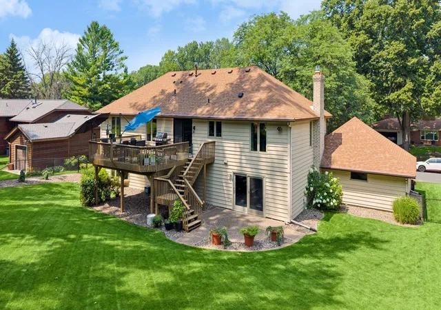 3rd image of 1544 Mccarthy Rd, Saint Paul, MN 55121 | MLS# 7117613
