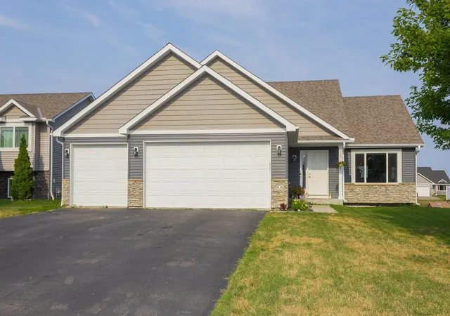 Photo 1 of Single family home for sale at 908 Ashford Rd, Belle Plaine, MN 56011 | MLS# 7117619 | Listing updated on 2026-09-04