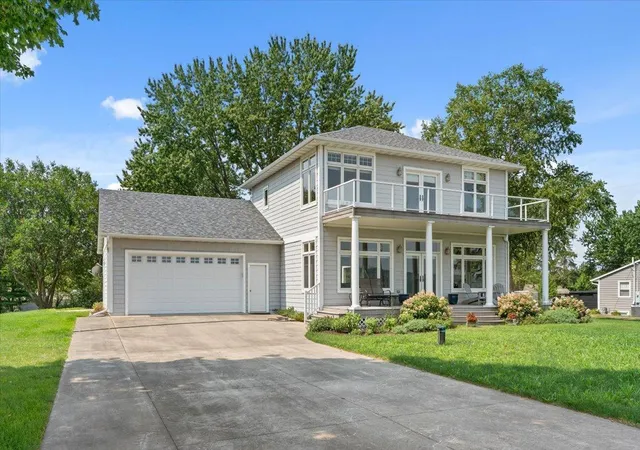image of 32297 Lakeview Dr, Lake City, MN 55041 | MLS# 7117622