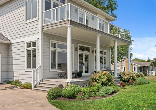 image of 32297 Lakeview Dr, Lake City, MN 55041 | MLS# 7117622