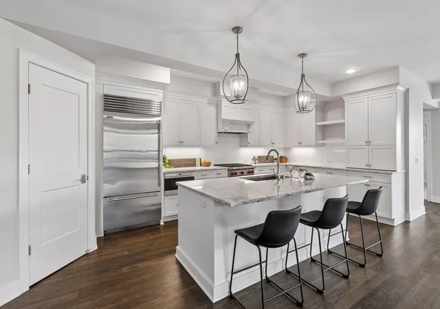 2nd image of 222 Ferndale Rd S #206, Wayzata, MN 55391 | MLS# 7117624