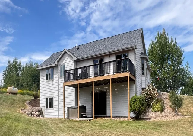 5th image of 836 County Road D, Woodville, WI 54028 | MLS# 7117636