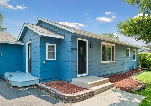 Photo 3 of Single family home for sale at 14862 Delft Ave W, Rosemount, MN 55068 | MLS# 7117645 | Listing updated on 2026-09-02