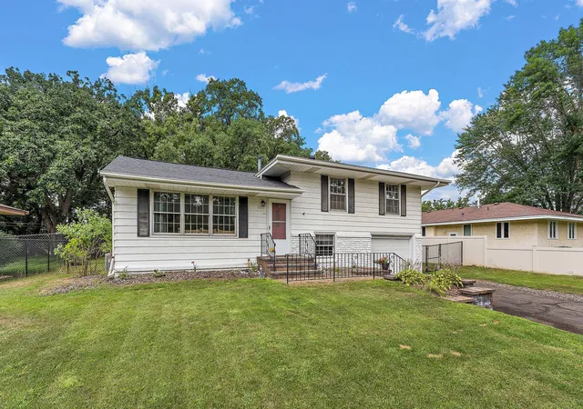 Photo 2 of Single family home for sale at 200 Rice Crk Blvd Ne, Minneapolis, MN 55432 | MLS# 7117667 | Listing updated on 2026-09-08