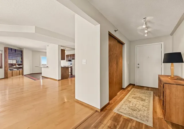 Photo 4 of Condo for sale at 121 Washington Ave S #1917, Minneapolis, MN 55401 | MLS# 7117675 | Listing updated on 2026-10-22