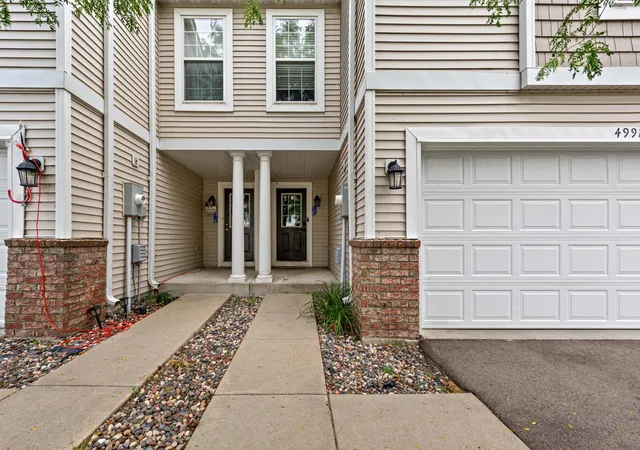 1st image of 4991 Bluff Heights Trl Se, Prior Lake, MN 55372 | MLS# 7117683