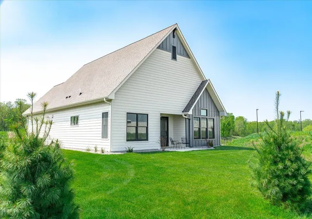 2nd image of 2484 Sydney Ln, Hudson, WI 54016 | MLS# 7117695
