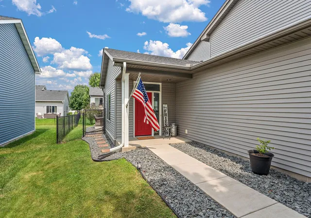 Photo 3 of Single family home for sale at 3073 212th Street W, Farmington, MN 55024 | MLS# 7117747 | Listing updated on 2026-08-26