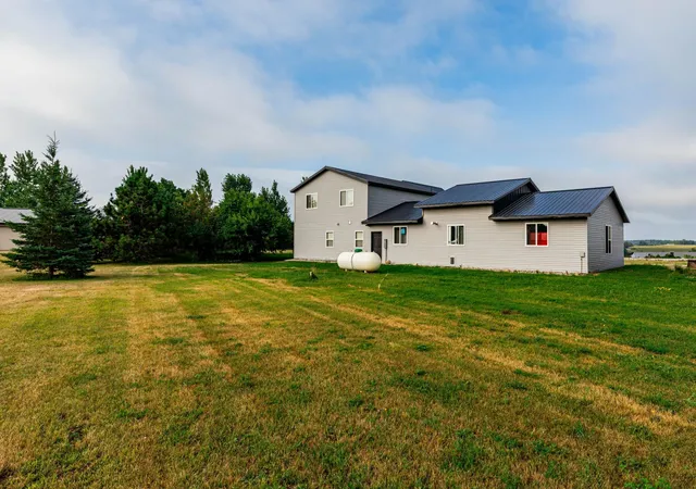 3rd image of 20193 Cassidy Ln, Audubon, MN 56511 | MLS# 7117748